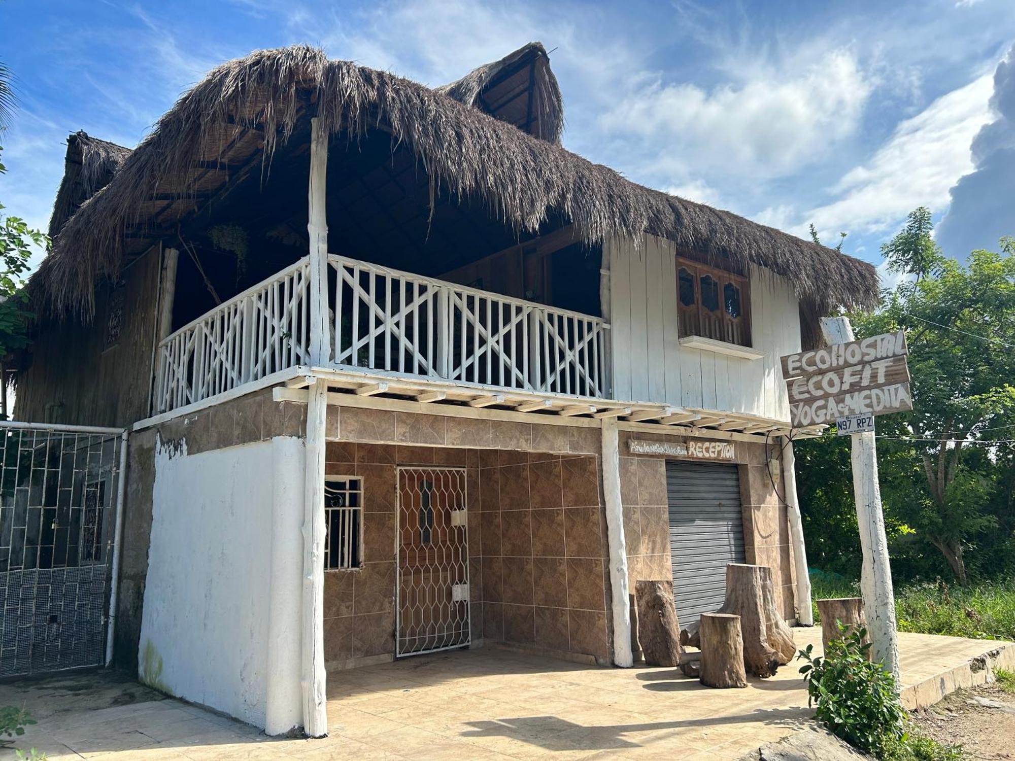 Punta Arena Ecohostal & Ecofit - Your Eco-conscious Oasis Cartagena